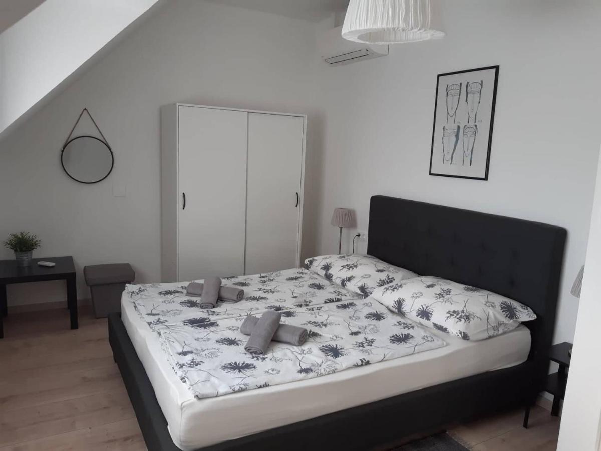Apartman Soos -- Only For Relaxation, Not For Party! Siófok Exteriör bild