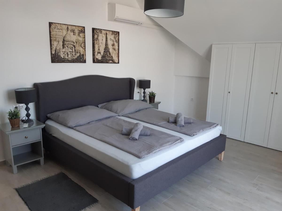 Apartman Soos -- Only For Relaxation, Not For Party! Siófok Exteriör bild