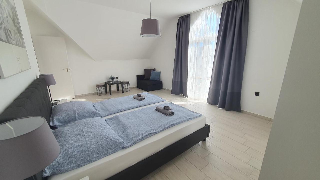 Apartman Soos -- Only For Relaxation, Not For Party! Siófok Exteriör bild